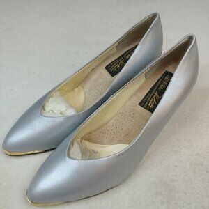 VANNA WHITE Womens Gray Slip on Shoes Size 7M Heel